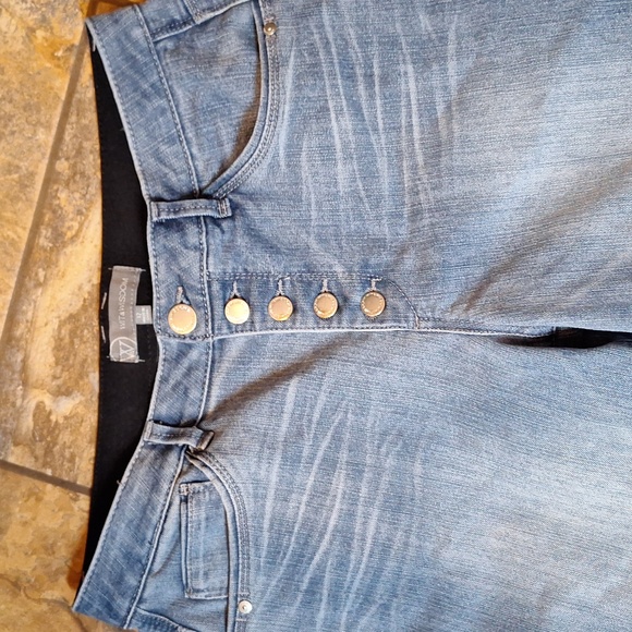 WIT & WISDOM cropped jeans size 12 - Picture 2 of 5